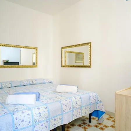 Bed - Palazzo Urbe Apartment Olbia