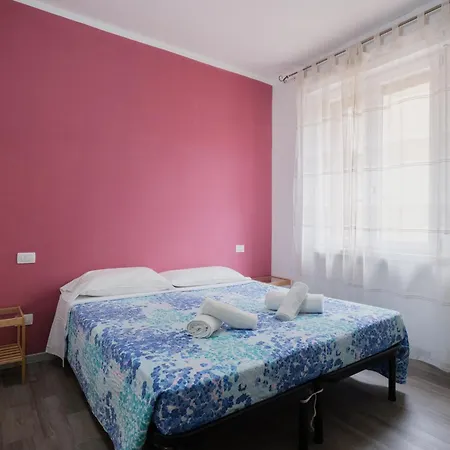 Bed - Palazzo Urbe * Ольбія