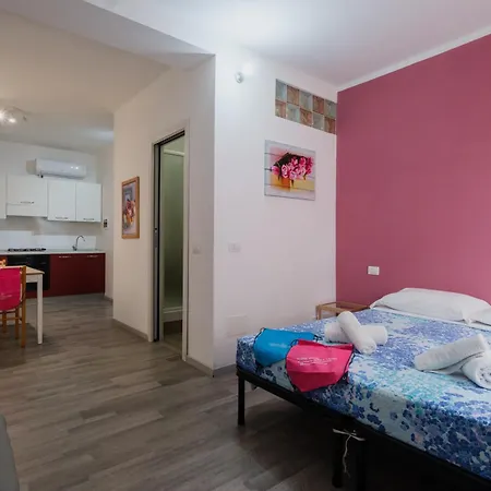 Bed - Palazzo Urbe Apartment *